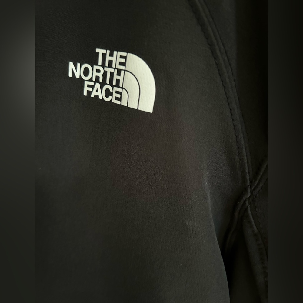 The North Face Hooded Jacket with Windwall Technology - Picture 3 of 7